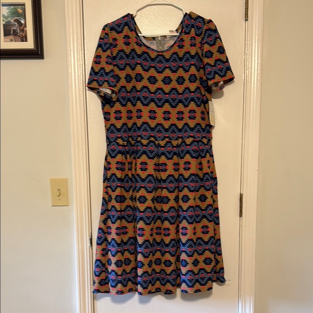 LuLaRoe Amelia